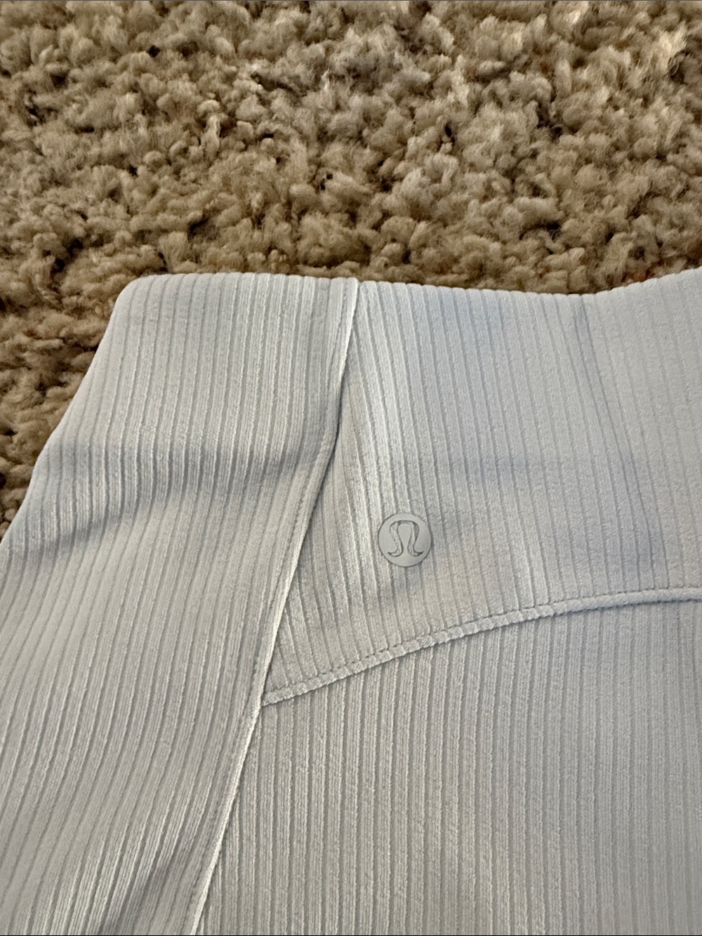 lululemon athletica White High-Waist Ribbed Shorts - Picture 3 of 5
